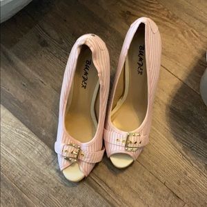 Peep toe heels